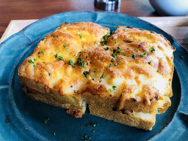 カフェ　　フォレスト　　ヴェール　　さん　　で　　ブランチ　　　☆
