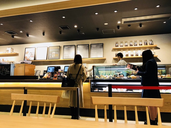 スターバックス　　さん　　で　　　ランチ　　☆
