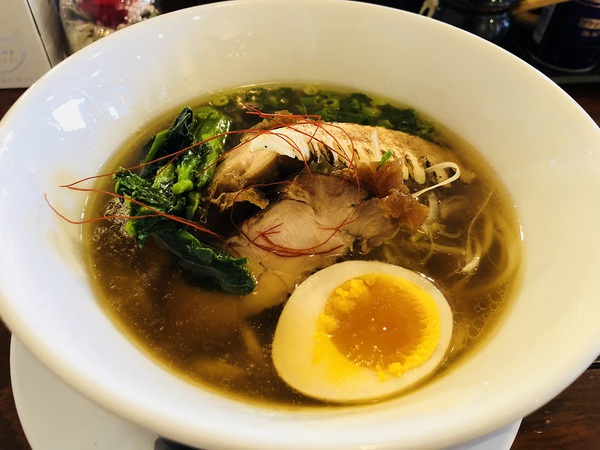 ラーメン　　　とりたま　　　さん　　で　　ランチ　　　☆