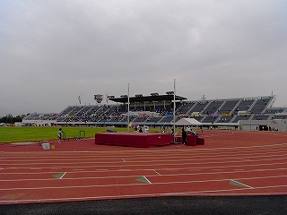 松本平広域公園陸上競技場