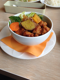 美健丼 鶏の唐揚げと野菜の玉ねぎソース（デニーズ）