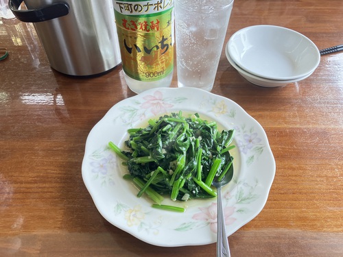 あんかけかた焼きそば＆ ホウレン草ニンニク炒め　＠大町市餃子の舞