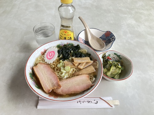 大町市食事・喫茶雷鳥「ラーメン」VS糸魚川市新宿食堂「ラーメン」ver1