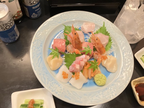 刺身盛り合わせ＆京風牛すじ煮込み＆蟹餡かけ茶碗蒸し＆イカゲソ天ぷらで一杯　＠大町市四季彩葉月