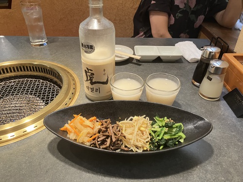 塩タン＆和牛カルビ＆和牛ハラミ＆和牛レバー＆テグタンスープ＆虎マッコリ　＠大町市焼肉食道園