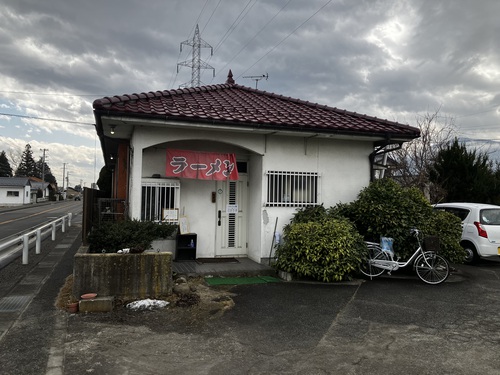 しょうゆラーメン一品で営業しております（税込500円）　＠安曇野市有明「食堂アンネ 」一球入魂しょうゆラーメンランチ