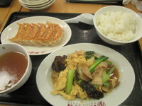 大阪王将　／長野市若里