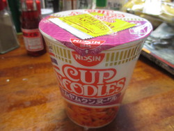 トムヤムクンカップヌードル