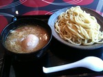 つけ麺もいっとくか