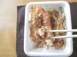 てんや　川中島店　天ぷらを揚げる料理人と家庭人に敬意を表し