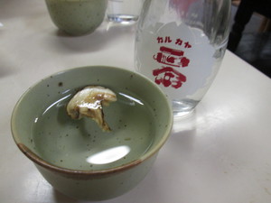 千石食堂　浅蜊の天ぷらと松茸入りの日本酒が旨い　旨すぎる