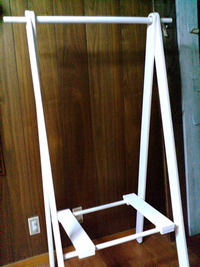 折りたたみ式木製ハンガー