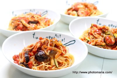 ベーコンと野菜のパスタ