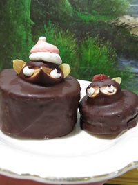 翁堂★タヌキケーキ