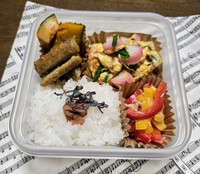 生活リズムを乱したことを反省している自分