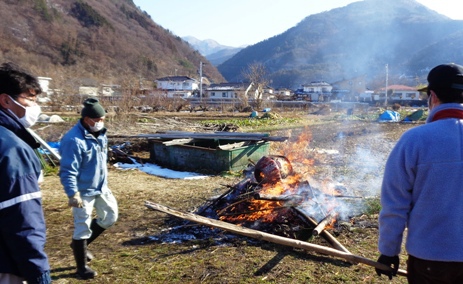 松代第１３区でどんど焼き