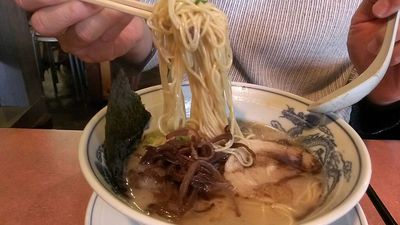 かくれ助屋で黒らうめん