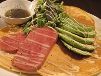 食べすぎパンケーキ