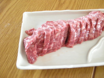 馬刺し