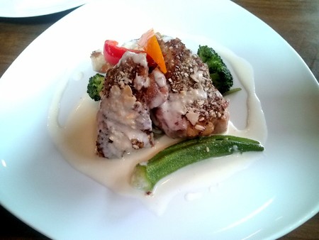 NOMDOS 鶏モモ肉のマスタード焼き