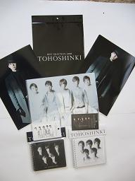 東方神起　ベストアルバム発売記念、オフィシャルグッズ到着♪