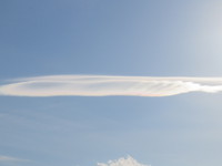 きのうのﾚﾝｽﾞ雲