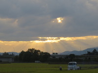 昨日の夕方の空（光芒）