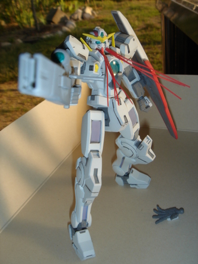 HGナドレ、骨骨ガンダムに見える。