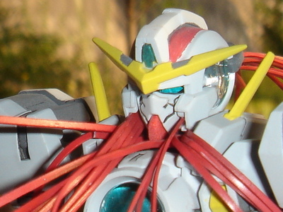 HGナドレ、骨骨ガンダムに見える。