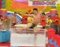 見てられない・・
