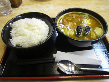 カレーは飲み物か