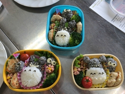 すくすくひろばキャラ弁教室｢トトロ弁当」