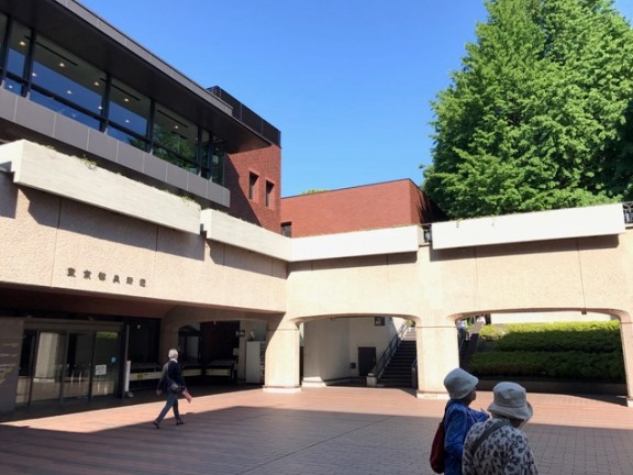 東京トンボ返り