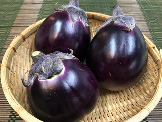 嫁に食べてもらいたい秋なす
