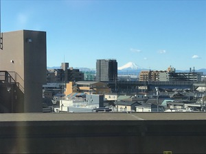 車窓からの富士山
