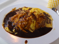 昼はとろとろたまごのオムライス　ルスツのオフピステもパウダースノーではなかった