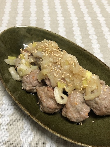 鍋用つくねで、鍋じゃなくて「ネギ塩肉団子」お弁当にもおすすめ☆