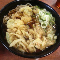 天ぷら蕎麦５５０円／そば信／道の駅信州新町