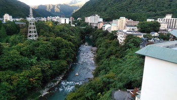 激混みシーズン前の日光へ・・・