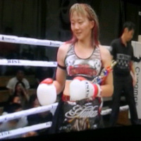 村上悠佳選手／ダウンを奪いデビュー戦勝利／ＲＩＳＥ１２７