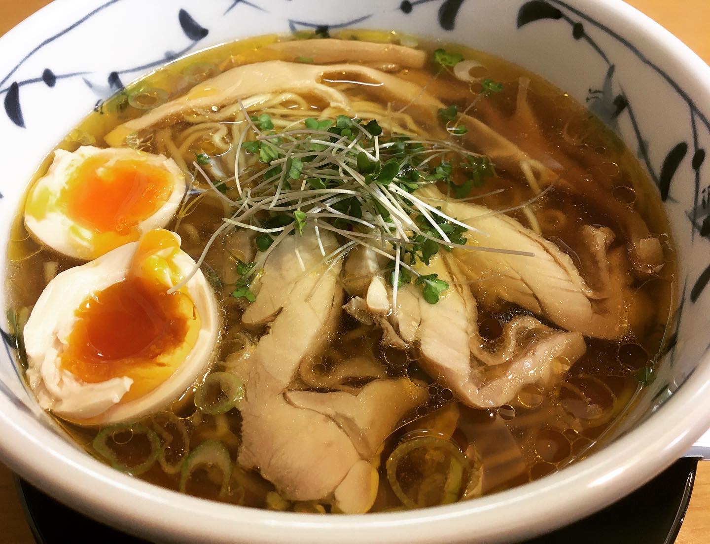 サラダめん　ベジサポ（松本市）でとりらーめん　味玉付き ❗️✨
