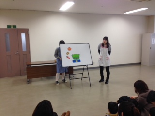 おでかけとしょかん