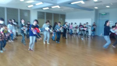 おやこで楽しく運動あそび