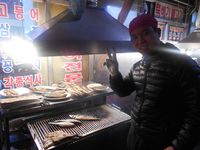 ソウル東大門タッカンマリ横丁並びの焼き魚道りで焼き魚定食