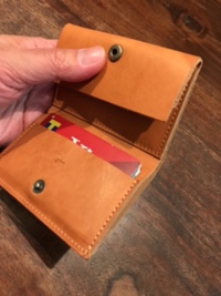 m＋ エムピウ 小さな財布 strraicio ストラッチョ