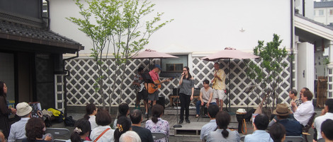 松本在住外国人バンドのライブ@中町蔵シック館