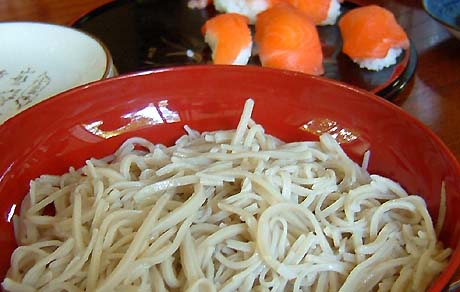 そばと信州サーモン