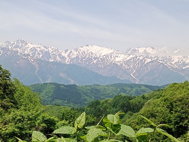 トンネルを抜けると