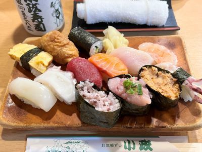 富山グルメ旅！ 魚津市「小政寿し」で昼定食～９６０円で１３貫の寿司ランチ！
