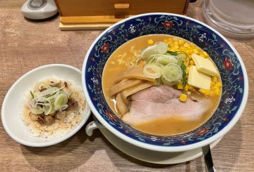 凌駕IDEA冬季限定～「味噌バターコーンラーメン」